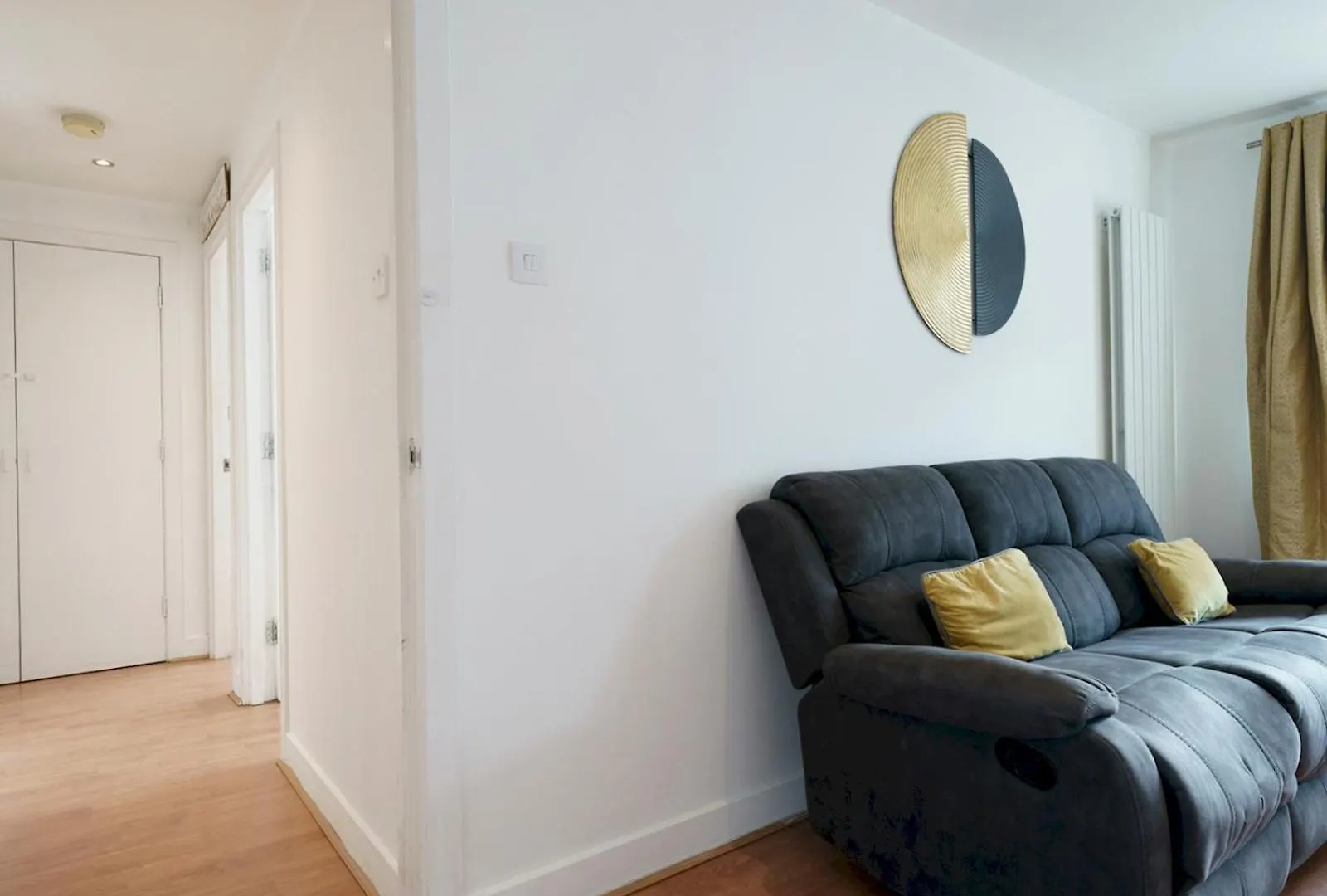 Pass The Keys Lovely 2 Bed2 Bath In City Centre Free Parking Belfast Apartment